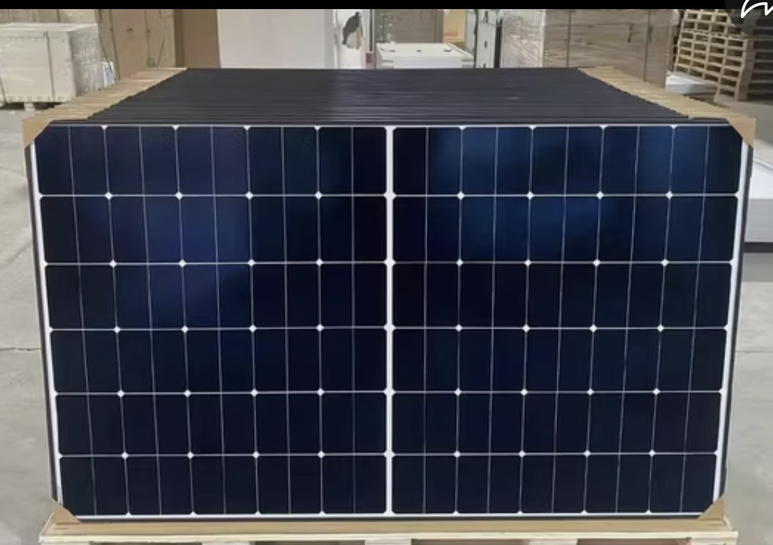 JINKO แผงโซล่าเซลล์  580W MONOCRYSTALLINE รุ่น 72HL4-BDV  N-Type Bifacila 2,278 X 1,134 X 30mm สีดำ