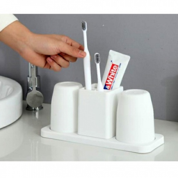 KOJI DIY ชุดแก้วใส่แปรงสีฟัน รุ่น 2SJX052-WH ขนาด 12x27x10 cm. สีขาว