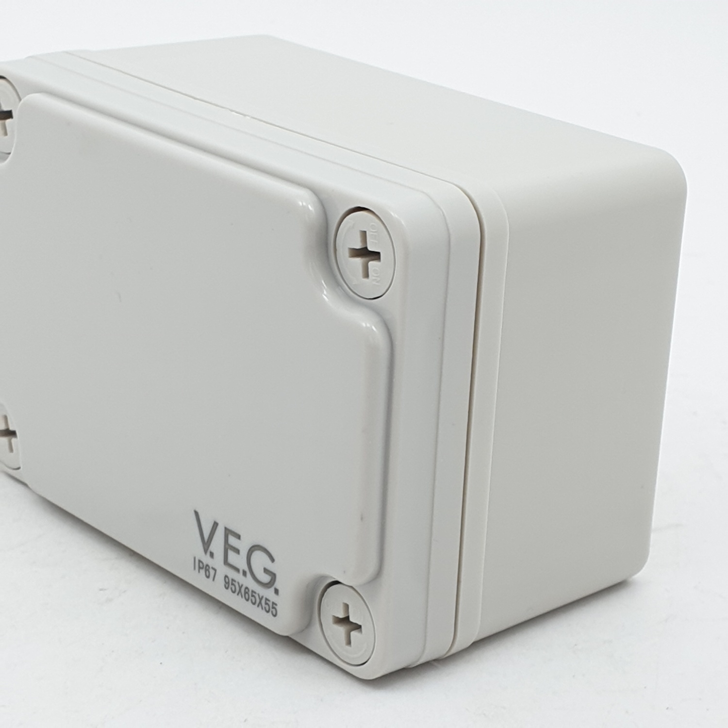 V.E.G. กล่องกันน้ำพลาสติก รุ่น THE-01 95×65×55mm สีเทา