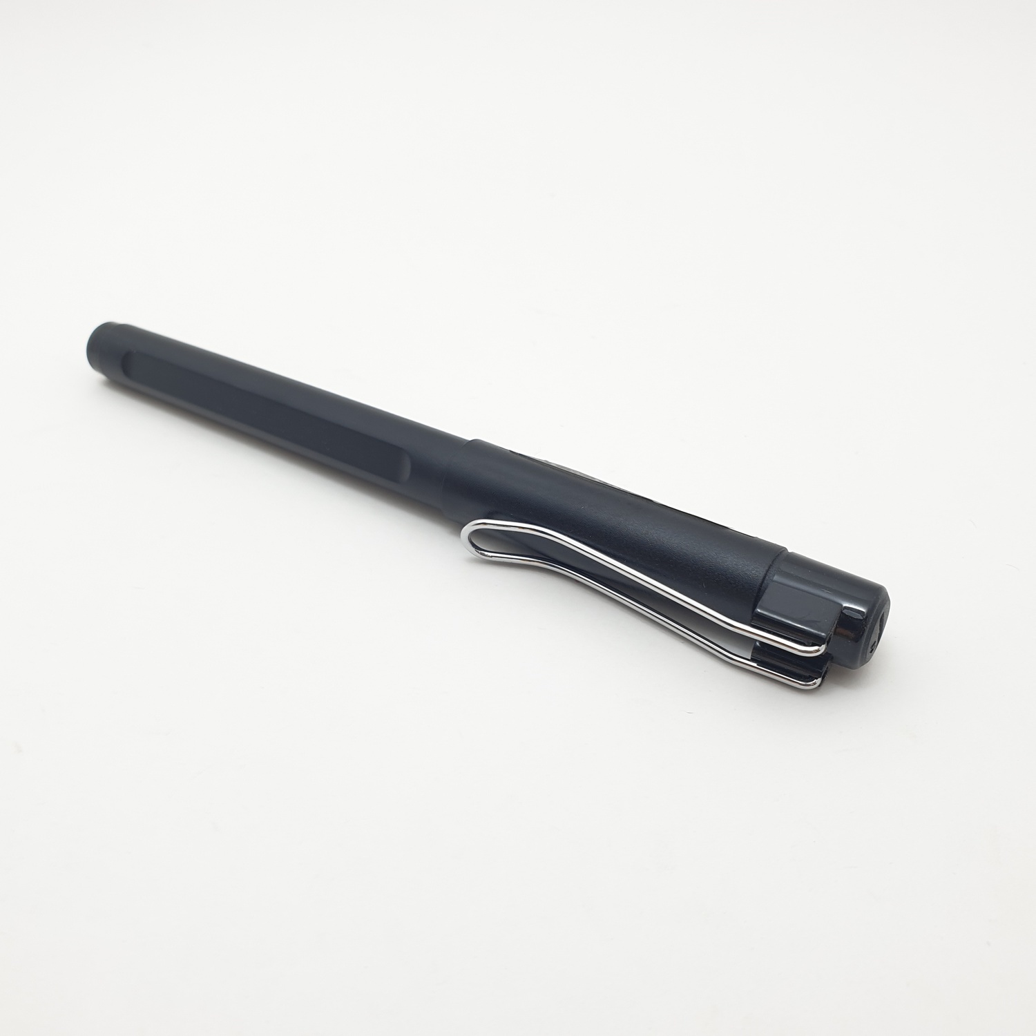 USUPSO ปากกาเจล 0.5 mm. - สีดำ