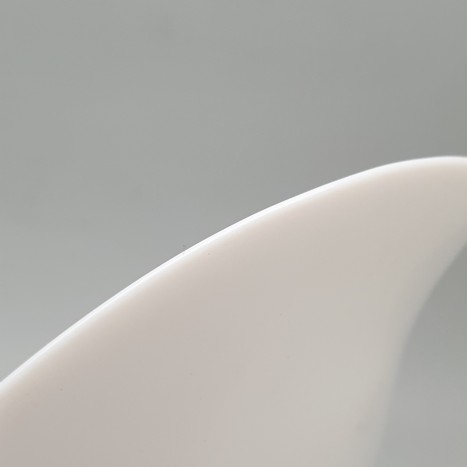 ADAMAS จานโคลเวอร์ 10.5 นิ้ว SYP105 สีขาว
