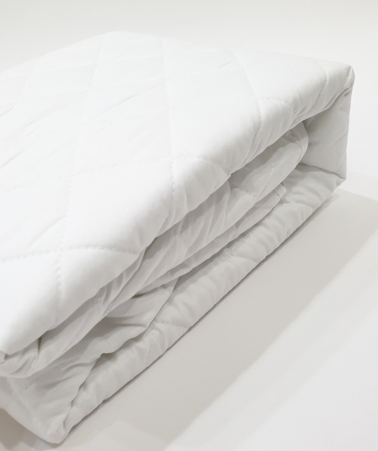 TRUFFLE ผ้าคลุมที่นอนกันน้ำและไรฝุ่น รุ่น JS01 120×200×25ซม.