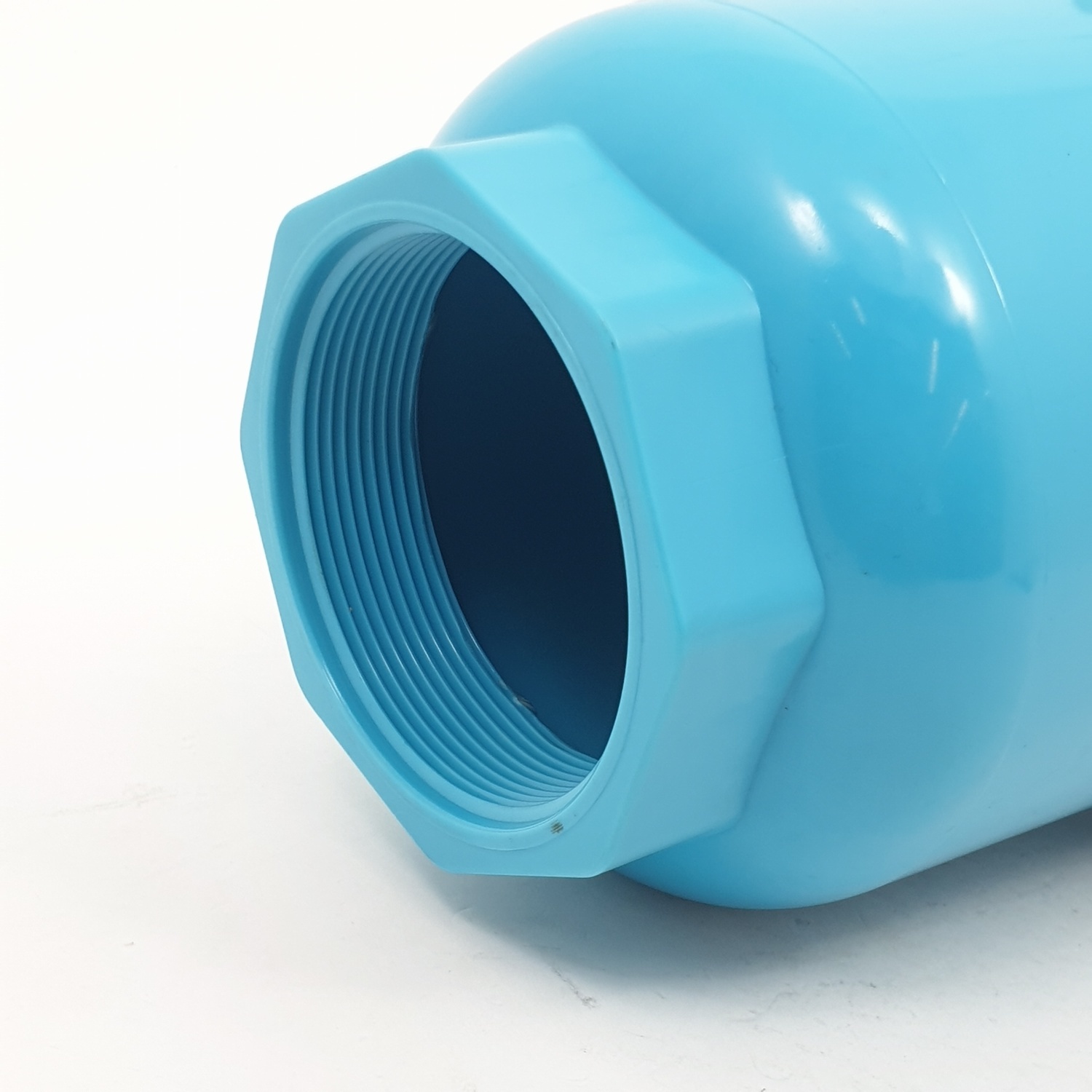 Super Products BFV-N ฟุตวาล์ว PVC สีฟ้า 2 1/2 นิ้ว ชนิดลิ้นพลาสติก