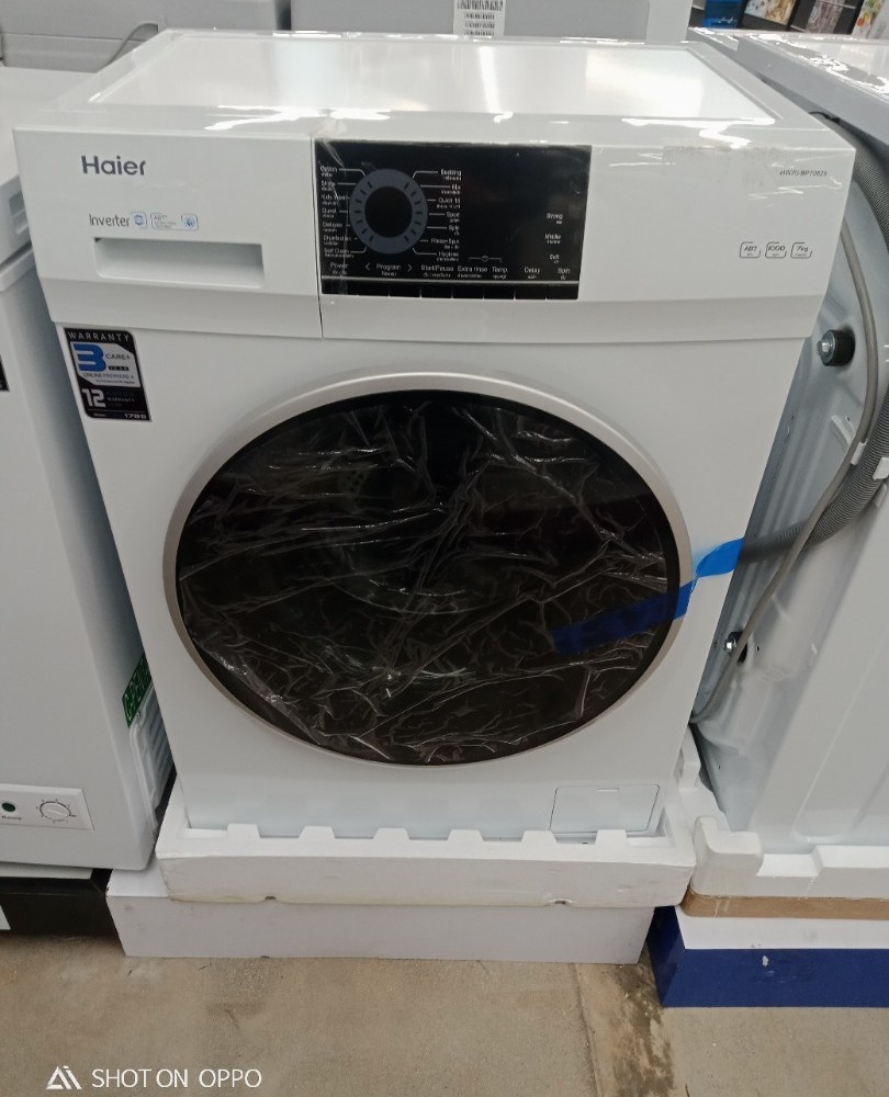 Haier เครื่องซักผ้าฝาหน้า 7 กก. HW70-BP10829 สีขาว