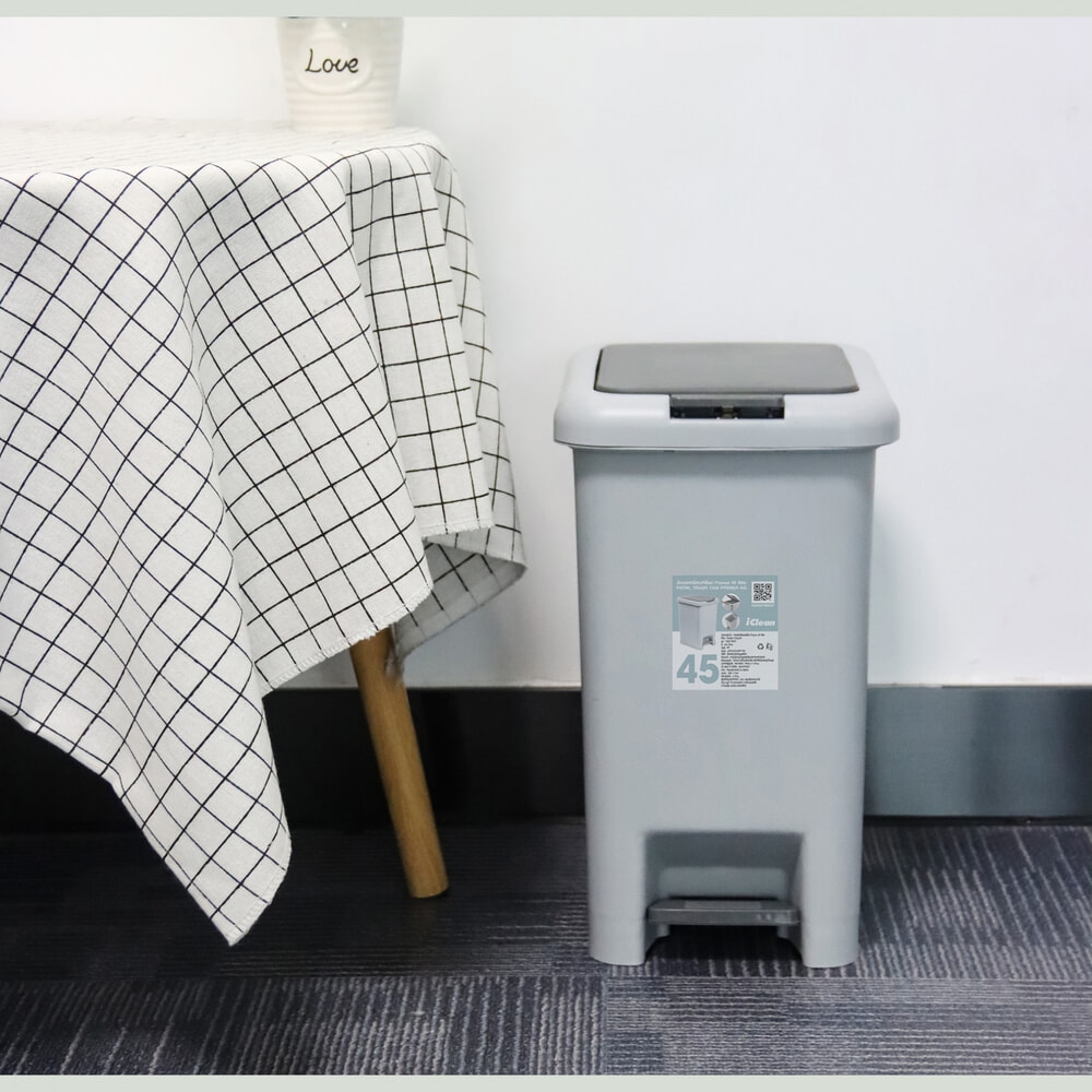 ICLEAN ถังขยะเหยียบเหลี่ยม Prensa 45 ลิตร รุ่น TG51792G ขนาด 33.2x44.5x56 ซม. สีเทา