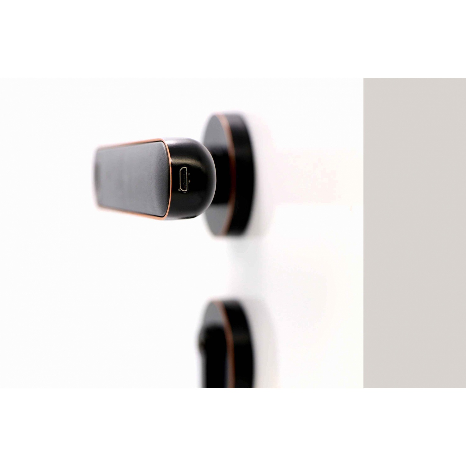 YALE ชุดล็อคระบบดิจิตอลบานสวิง รุ่น YEFL7003 สีดำ