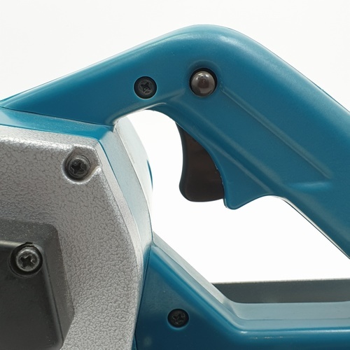 MAKITA กบไส้ไม้ไฟฟ้า 3 นิ้ว 750W รุ่น 1100KX1B