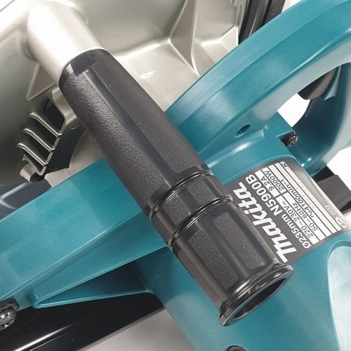 MAKITA เลื่อยวงเดือน 9 นิ้ว 2000W รุ่น N5900B