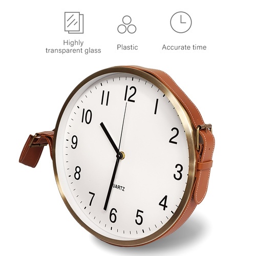 COZY นาฬิกาตกแต่งพร้อมสายแขวน รุ่น LEXI ขนาด 4.3x33.0x60.0 ซม. สีทอง