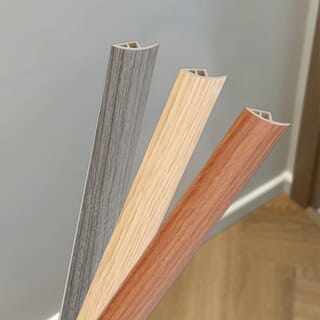 MAC ตัวจบเก็บขอบT1 ขนาด28x5.5มม. ความยาว 2 เมตร WD2 สีวอลนัท F81N