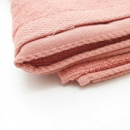 COZY ผ้าขนหนู รุ่น BQ007-COR ขนาด 70x140 ซม. สีโครอล