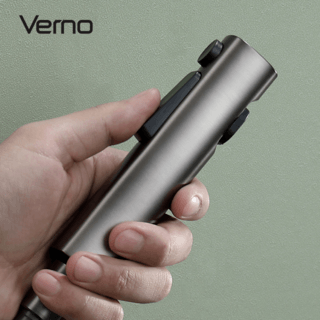 Verno ชุดสายฉีดชำระ แบบ 2 ระบบ รุ่น 6FXQ028-3P ขนาด 3.3x134x2.9 ซม. สีเทากันเมทัล