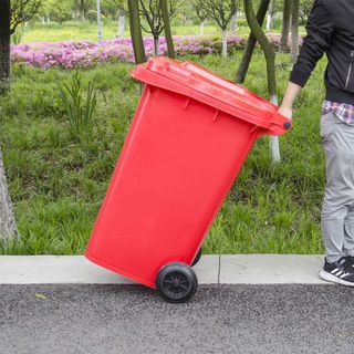 ICLEAN ถังขยะเทศบาลฝาเรียบทรงเหลี่ยม 240 ลิตร รุ่น TG51805-RE ขนาด 74x59x100 ซม. สีแดง (ขยะอันตราย) 1/4