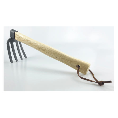 Tree’O ส้อมพรวนด้ามไม้ รุ่นTL3033 ขนาด36ซม. สีน้ำตาล