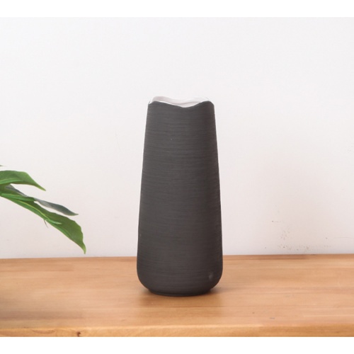 COZY แจกันตกแต่ง Size M QM044 สีเทาเข้ม