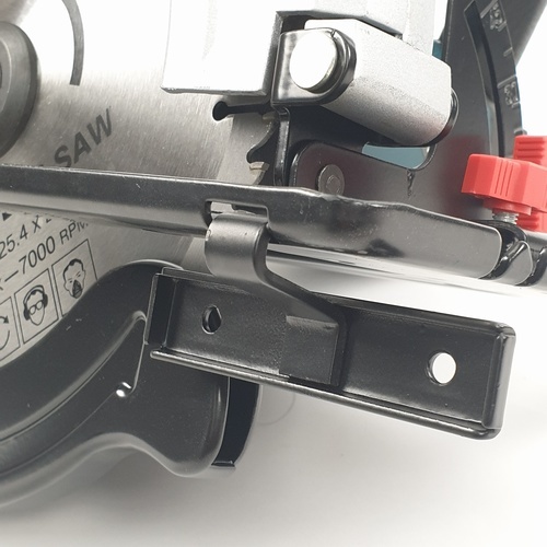 BISON เลื่อยวงเดือน 9 นิ้ว 2000W CS-235A