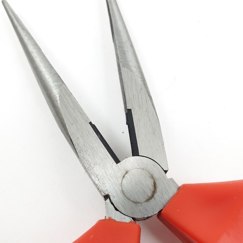 HUMMER คีมปากแหลมหุ้มฉนวน รุ่น WT-10 8นิ้ว