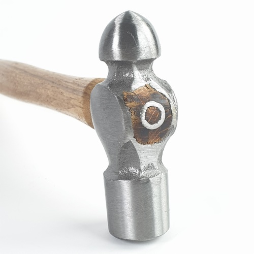 WORKPRO ค้อนหัวกลมด้ามไม้ รุ่น W041015 ขนาด 16ออนซ์