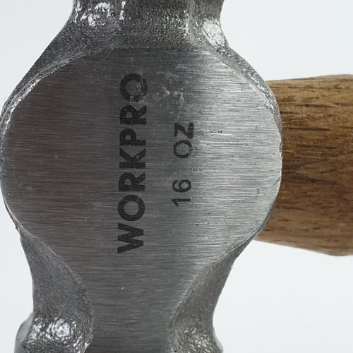WORKPRO ค้อนหัวกลมด้ามไม้ รุ่น W041015 ขนาด 16ออนซ์
