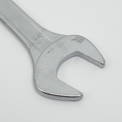 BAUM ประแจปากตาย  25X28mm. (Carbon-Steel)