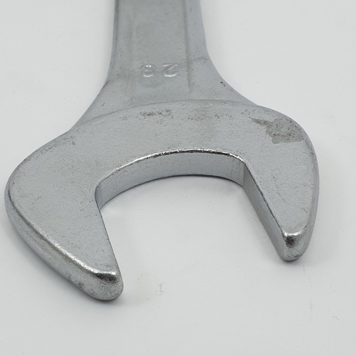 BAUM ประแจปากตาย  25X28mm. (Carbon-Steel)