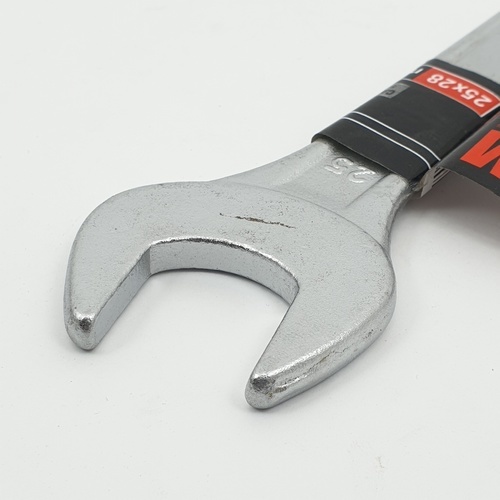 BAUM ประแจปากตาย  25X28mm. (Carbon-Steel)