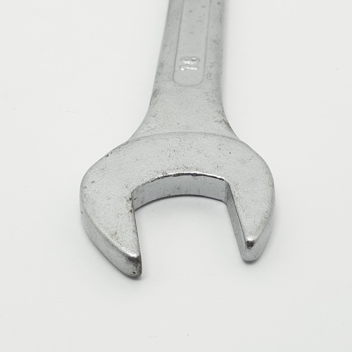 BAUM ประแจแหวนข้างปากตาย  18mm. (Carbon-Steel)