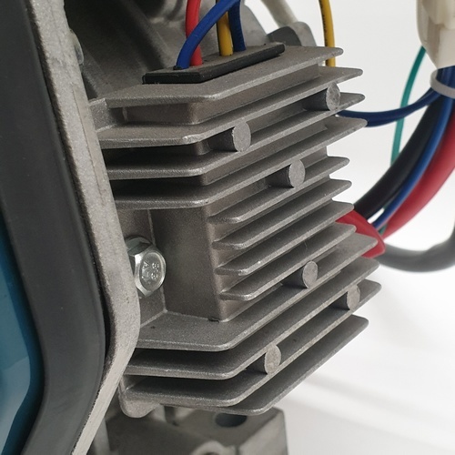 BISON เครื่องยนต์ดีเซล 7.0 HP รุ่น DEB-178FE