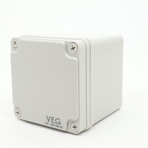 V.E.G. กล่องกันน้ำพลาสติก รุ่น THE-05 100x100x100mm. สีเทา