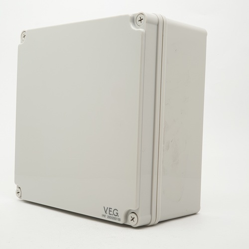 V.E.G. กล่องกันน้ำพลาสติก รุ่น THE-08 200x200x100mm. สีเทา