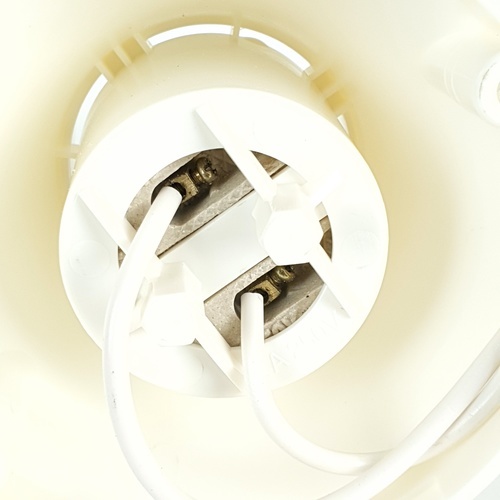 SENTOSHI ขั้วแป้น E-27 รุ่น SL-561 สีขาว