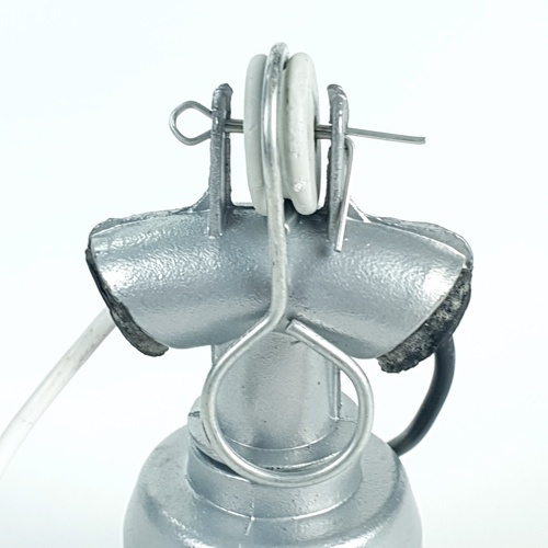 ขั้วห้อยกันน้ำ E27 สีเทา