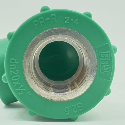 ERA ข้องอเกลียวใน PPR 1/2(20mm)x1/2(20) รุ่น PRE03 สีเขียว