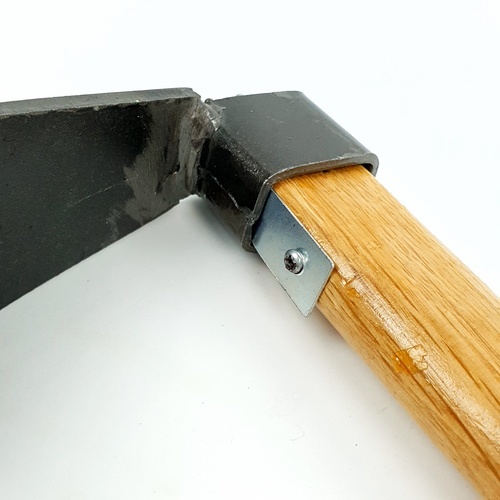 Tree’O จอบพรวนด้ามไม้ รุ่นTL3031 ขนาด36ซม. สีน้ำตาล