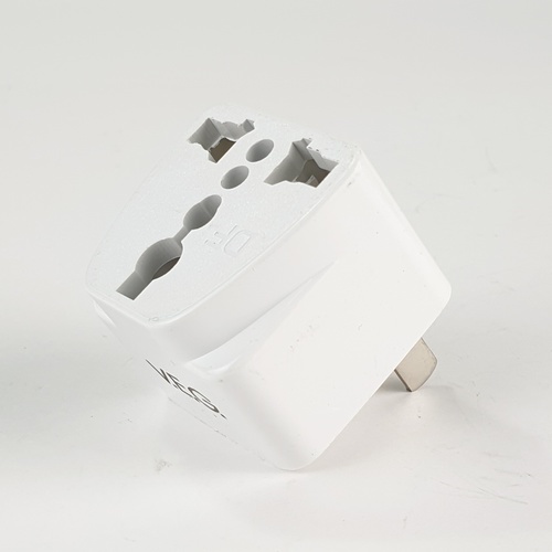 V.E.G. ปลั๊กแปลงไฟเอนกประสงค์ Universal Socket Adapter 1 ช่อง รุ่น DF-A1