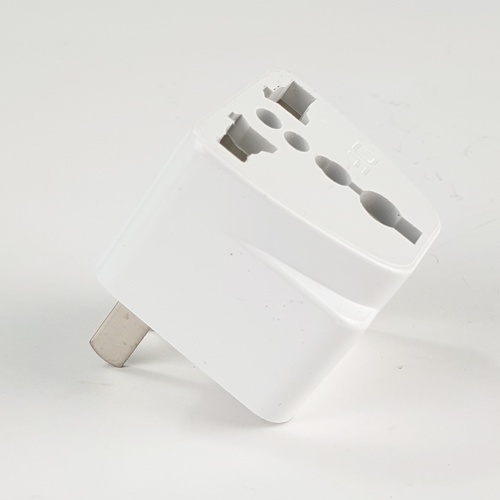 V.E.G. ปลั๊กแปลงไฟเอนกประสงค์ Universal Socket Adapter 1 ช่อง รุ่น DF-A1