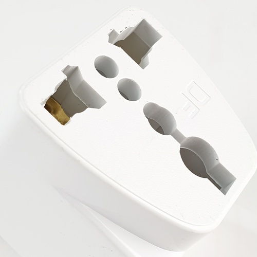 V.E.G. ปลั๊กแปลงไฟเอนกประสงค์ Universal Socket Adapter 1 ช่อง รุ่น DF-A1