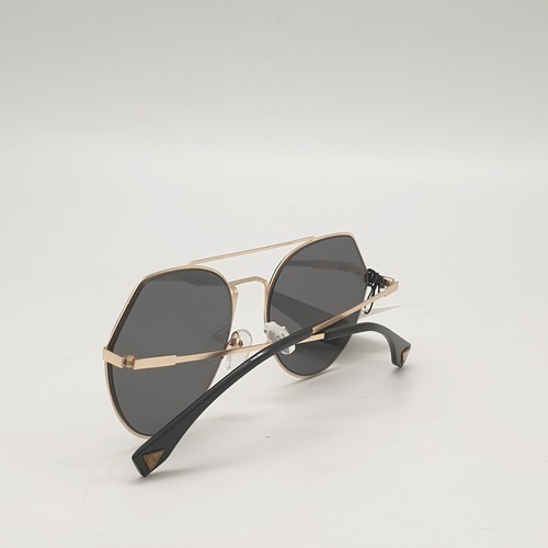 USUPSO แว่นตากันแดด Shaped Angled