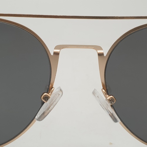 USUPSO แว่นตากันแดด Shaped Angled