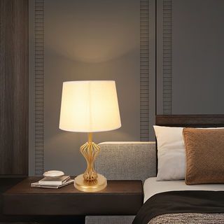 EILON โคมไฟตั้งโต๊ะ ขั้ว E27 ขนาด 25x25x 42cm รุ่น WP199138 สีทอง