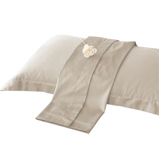 Truffle ปลอกหมอน 1 ชิ้น รุ่น Rina-01 ขนาด 50x75+5ซม. สีกากี