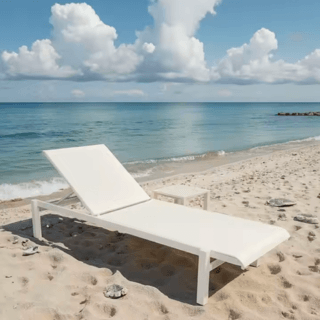 SUMMER SETเตียงริมสระ  Lamai ขนาด 70x200x34 ซม. สีขาว