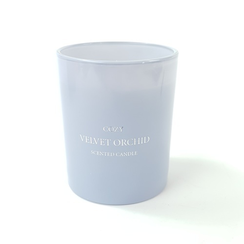 COZY เทียนหอม Velvet Orchid 8.2x9.8 ซม. สีฟ้า