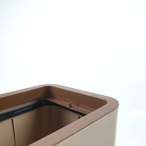 ถังขยะทรงเหลี่ยมฝากด รุ่น ZXHL004-CF ขนาด 12L สีกาแฟ