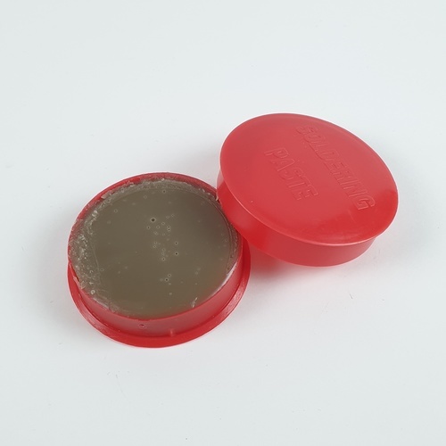 ขี้ผึ้งบักกรี (กล่องพลาสติก)