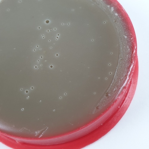 ขี้ผึ้งบักกรี (กล่องพลาสติก)