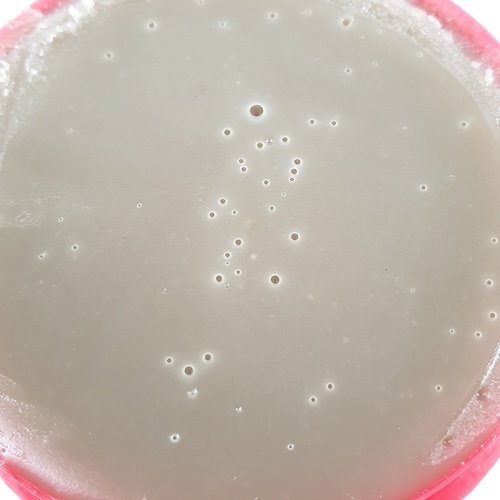 ขี้ผึ้งบักกรี (กล่องพลาสติก)