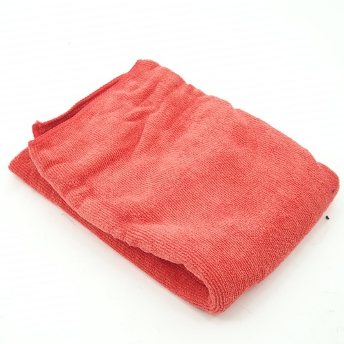 ผ้าขนหนู RS08-101S-RD สีแดง พร้อมถุงเก็บ