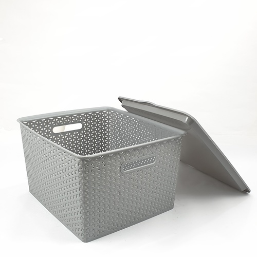 SAKU ตะกร้าพลาสติกมีฝา 35ลิตร ขนาด 42x36x25ซม. รุ่น TG54723B สีเทา