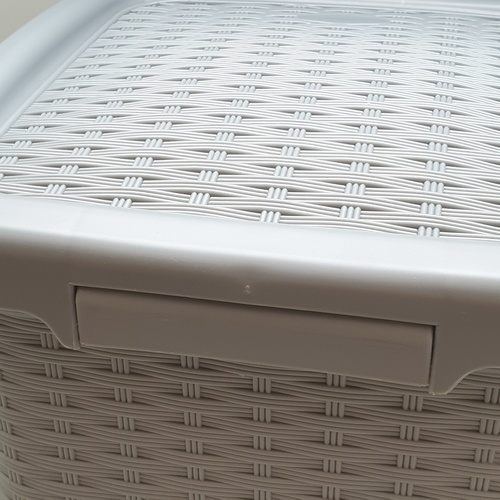 ICLEAN ถังขยะเหยียบเหลี่ยมลายสาน 10 ลิตร ขนาด 24.5x24.5x32ซม. รุ่น TG54603 สีเทา